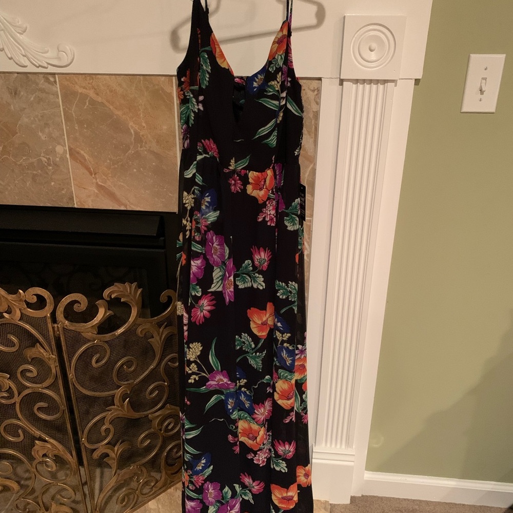 Express Petite Floral Maxi Dress-XSP (Tags removed)